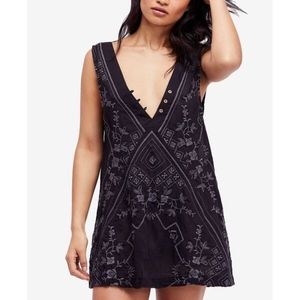 EUC Free People Embroidered Boho Tunic Dress